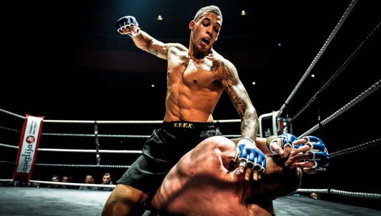 mma-fight-ground
