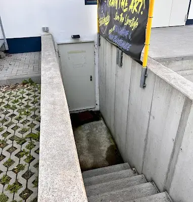 Treppe zum Eingang